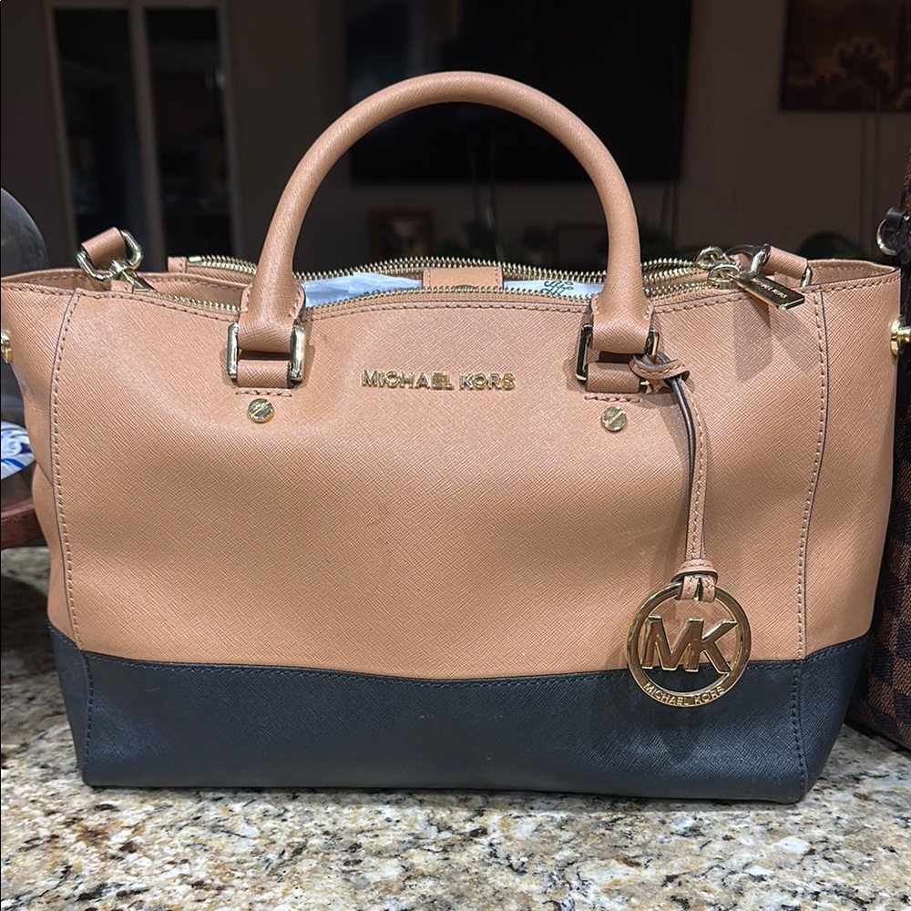 Michael Kors Tan and Black Women's Bag